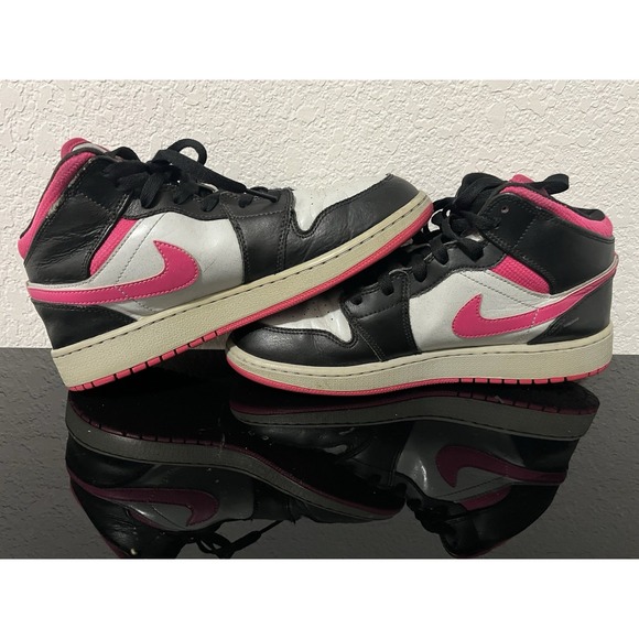 Air Jordan 1 Black Gray Pearl Vivid Pink Size 7Y Sneakers 555112-009 Shoes - Picture 5 of 8